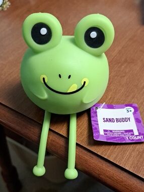Green Frog Sand Buddy For Stress